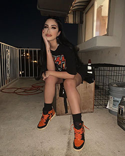 Valeria cute girls photos, hot thighs, legs picture: Sexy Outfits,  Hot Dresses  