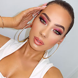 Klaudia Badura Beautiful And Cute Girls, Lip Makeup, Hair Style: Cute Instagram Girls  