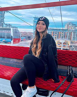 Isabela Fernandez legs picture, Long Hairstyle Ideas, outfit ideas: 