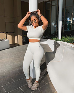 white hottest fitness models on Instagram, Outerwear, undergarment: Crop top,  Instagram girls,  White Undergarment,  Fitness Women  