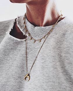 Lucy williams mini fang necklace: Jeans Outfit,  Fashion accessory,  Body Goals  