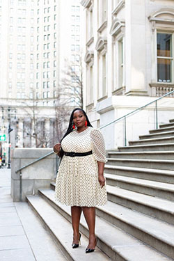 White dresses ideas with polka dot: White Outfit,  Street Style,  Plus size outfit,  Skirt Outfit Ideas  