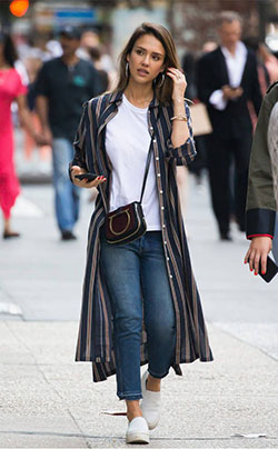 Dresses ideas jessica alba outfits, street fashion, jessica alba, spy kids, sin city, t shirt: T-Shirt Outfit,  Jessica Alba,  Street Style,  Jeans & Kurti Combination  