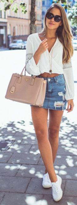 Cute ripped jean skirt outfits: Denim skirt,  Crop top,  Street Style,  Brown And White Outfit  