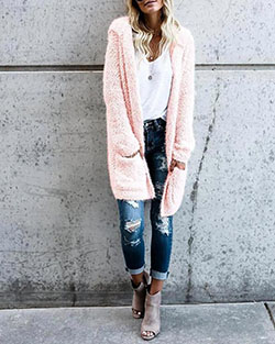 Winter outfit with long white cardigan: Street Style,  White And Pink Outfit,  Cardigan Outfits 2020,  Cardigan,  Cardigan Jeans  