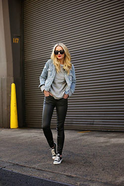 Colour outfit, you must try cute converse outfits, street fashion, chuck taylor, casual wear, jean jacket: Casual Outfits,  Jean jacket,  Black Outfit,  Street Style  