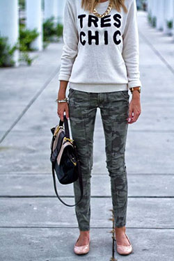 Camo skinny jeans outfit camo skinny pants, slim fit pants: T-Shirt Outfit,  White Outfit,  Camo Pants,  Military camouflage,  Street Style,  Slim-Fit Pants  