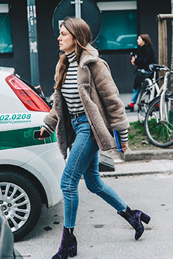 Shearling coat outfits with Velvet shoe street style: winter outfits,  Street Style  