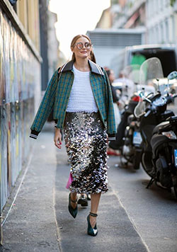 Street style sequin skirt, fashion accessory, street fashion, haute couture, fashion model, pencil skirt, t shirt: Pencil skirt,  fashion model,  T-Shirt Outfit,  Sequin Dresses,  Haute couture,  Fashion accessory,  Street Style,  Sequin Outfits  