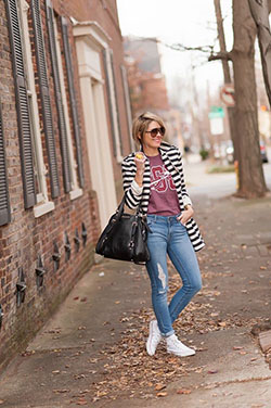 Pink style outfit with denim, jeans: Casual Outfits,  T-Shirt Outfit,  Street Style,  Pink Outfit  