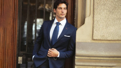 Suit Up with Style: The Ultimate Manual for Men's Wedding Attire: 