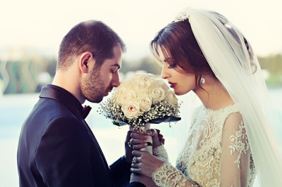 Preserve Precious Memories: Hire the Premier Spokane Wedding Photographer: 