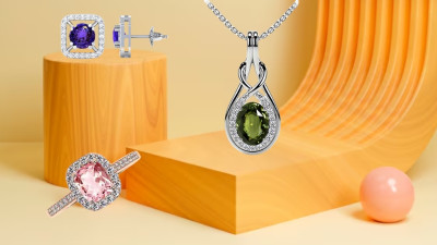 Gemstone Jewelry: Exploring the Latest Fashion Trends: 