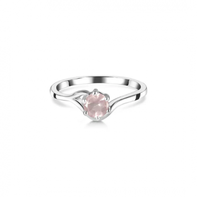 Amazing ways to style your Dainty Rose Quartz Rings: 