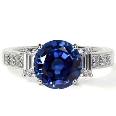 Sapphire Three Stone Engagement Ring in Prong Setting: 
