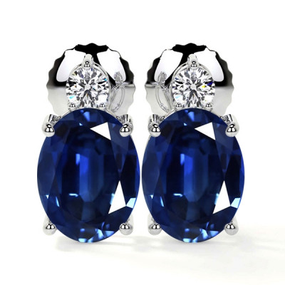 Natural Oval Blue Sapphire Earrings: 