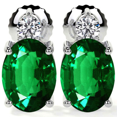Eye Clean Untreated Alexandrite Earrings: 