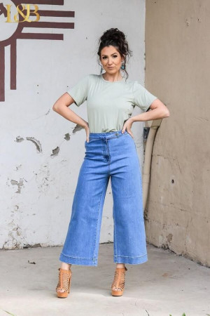 Blue outfit inspiration with jeans, dress shirt, bell-bottoms: 