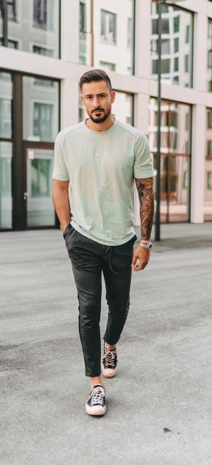 Mint t-shirt mens outfit: 