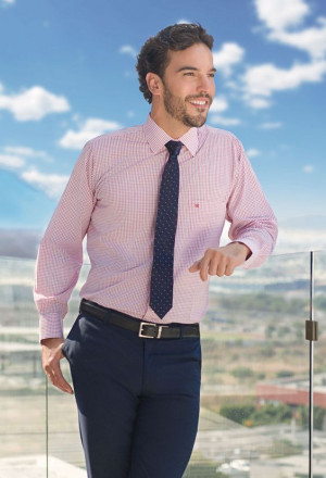 Outfit inspiration with dress shirt: 
