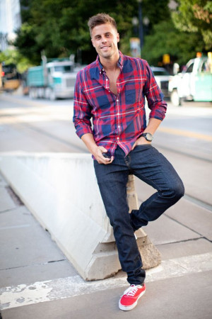 Red vans men outfit vans men sneakers, vans authentic, men's style: 
