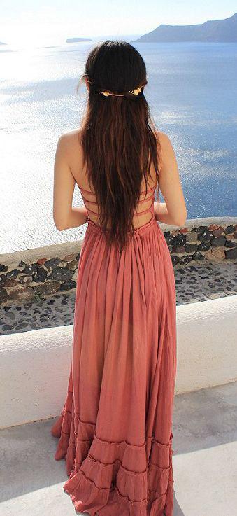 Beach Vacation Outfits : Cute dress for a beach holiday: Cute dresses,  holiday dress,  Beach Vacation Outfits,  Beach outfit,  Long Dress  