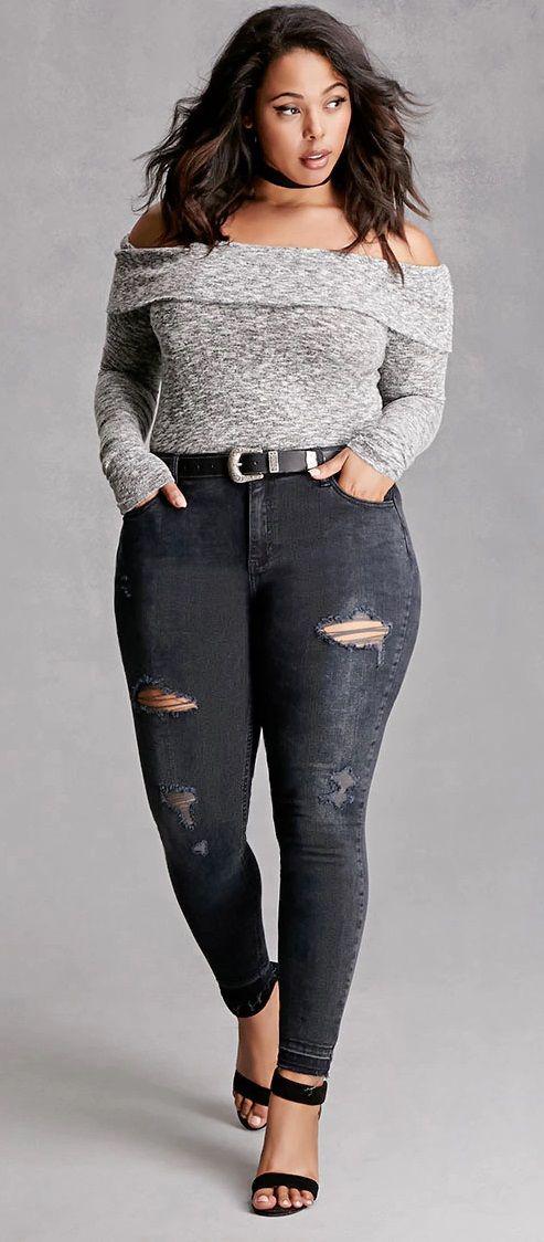 Outfits For Curvy Women : Plus Size Mid-Rise Jeans: Plus size outfit  