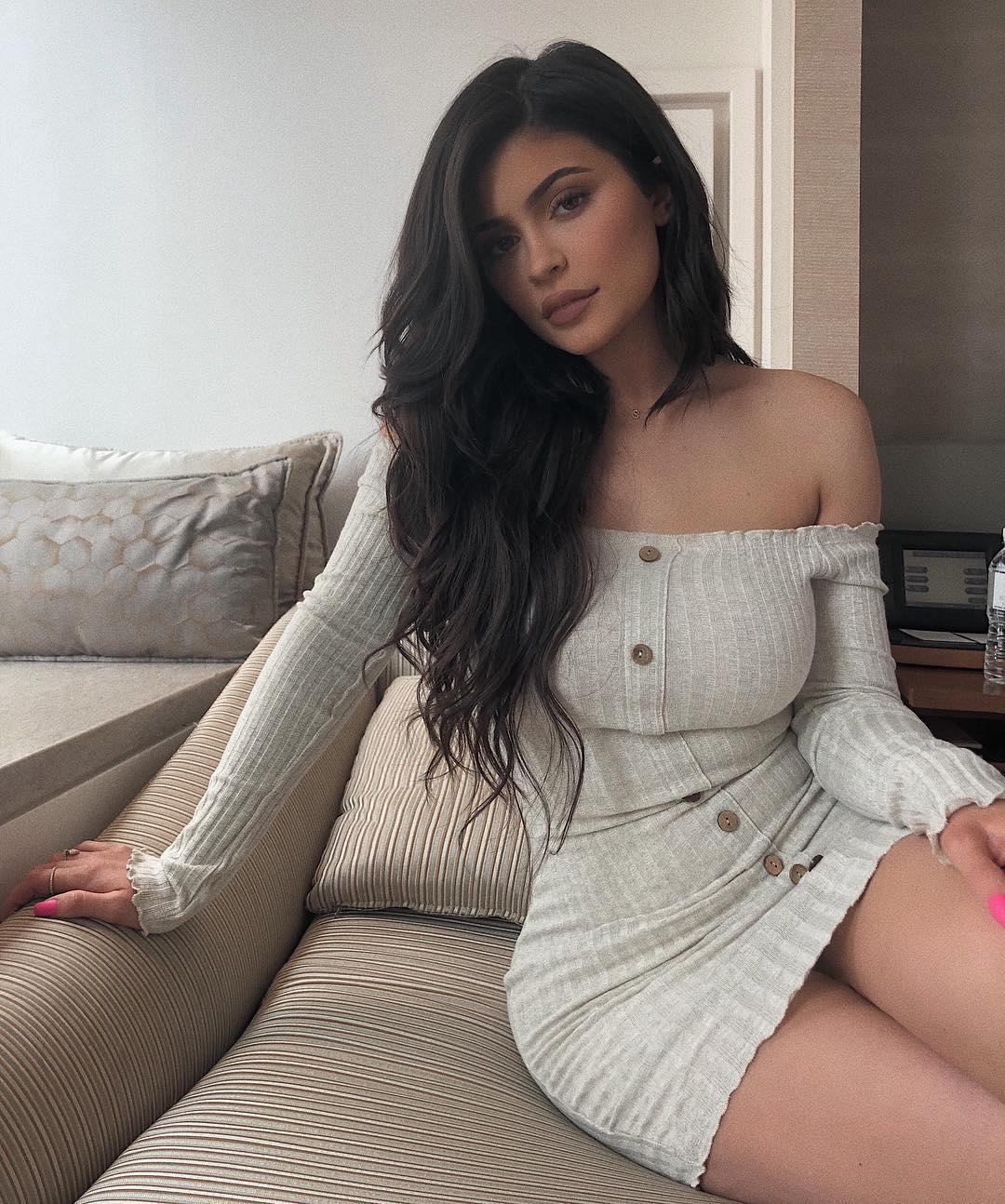 Kylie on Instagram: “left my designer for this..