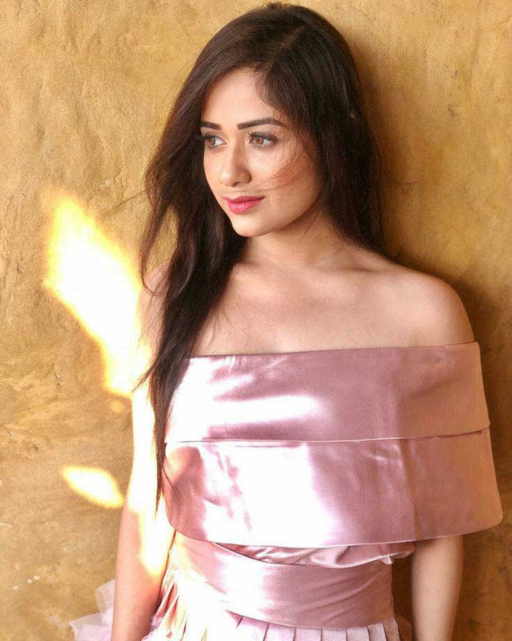 Jannat zubaor lehnga: Television show,  Jannat zubair,  Pankti Sharma,  Tik Tok,  Hot TV Actress  
