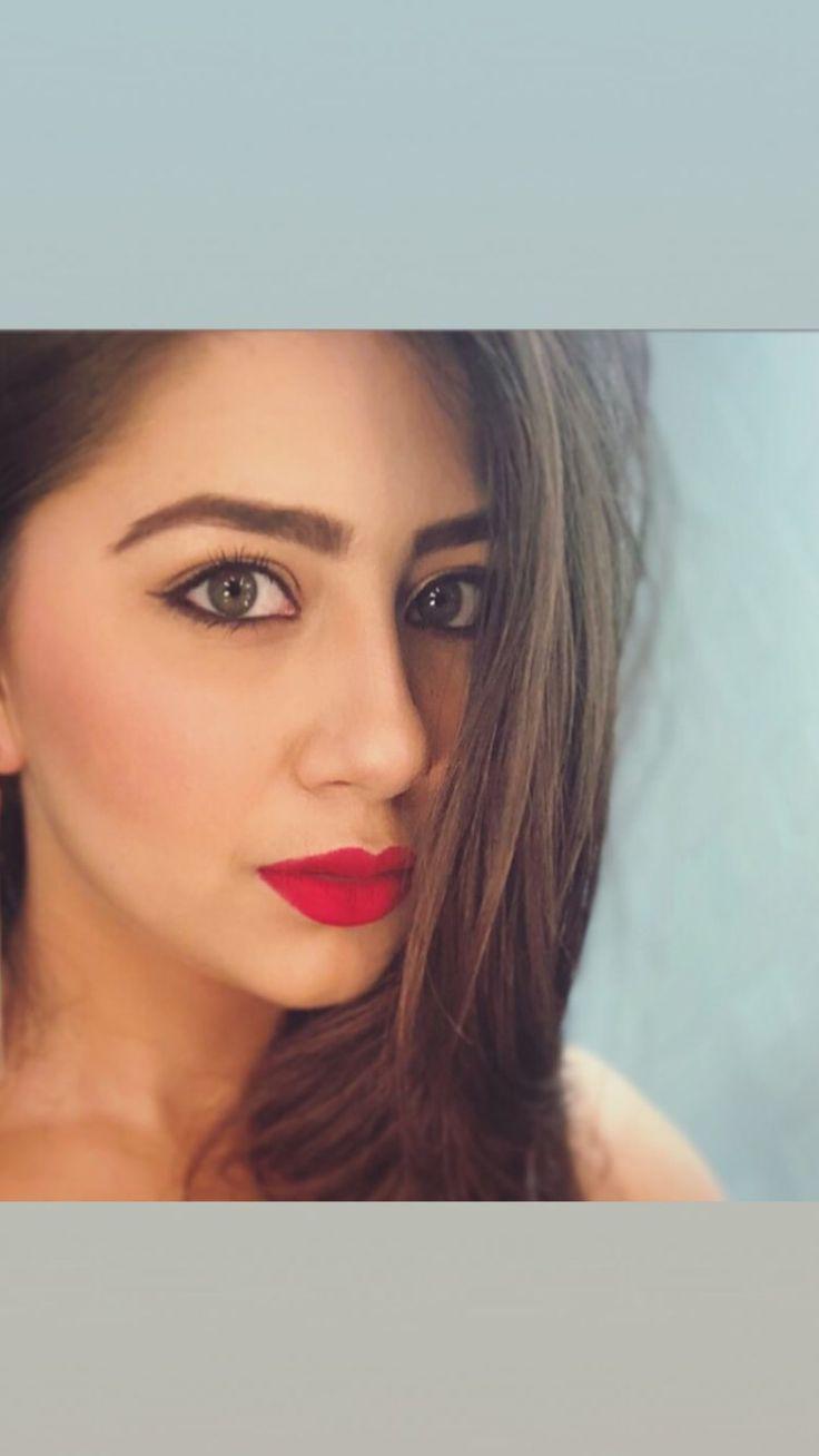 Models most liked aditi bhatia shayari, Yeh Hai Mohabbatein: Television show,  Pankti Sharma,  Ritvik Arora,  Aditi Bhatia  