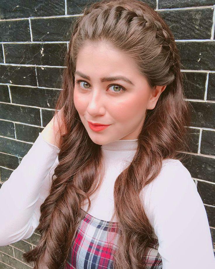 Aditi bhatia in bun hairstyles: Long hair,  Aditi Bhatia,  Aditi Rathore  