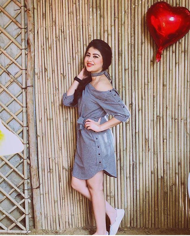 Aditi bhatia hot spice, Aditi Bhatia: Siddharth Nigam,  Aditi Bhatia,  Chandra Nandini  