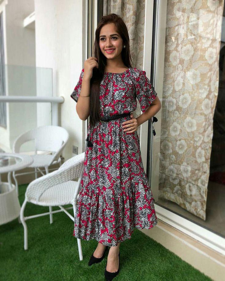 Jannat zubair rahmani dresses: party outfits,  Jannat zubair,  Pankti Sharma,  Maxi dress,  Hot TV Actress,  evening dress  