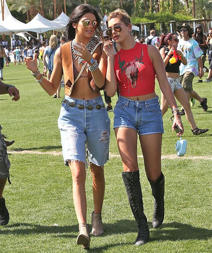 Hailey baldwin coachella 2015: Kylie Jenner,  Kendall Jenner,  Los Angeles,  Stock photography,  United States,  Justin Bieber,  Cowgirl  