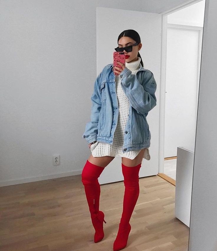 Instagram baddie outfit: Polo neck,  Trench coat,  Fashion Nova,  Grunge fashion,  Denim jacket  