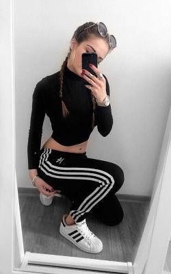 Outfit adidas, Adidas Joggers, Adidas Superstar: Adidas Originals,  Sporty Outfits,  Adidas Superstar,  Adidas Joggers,  Linen Joggers  