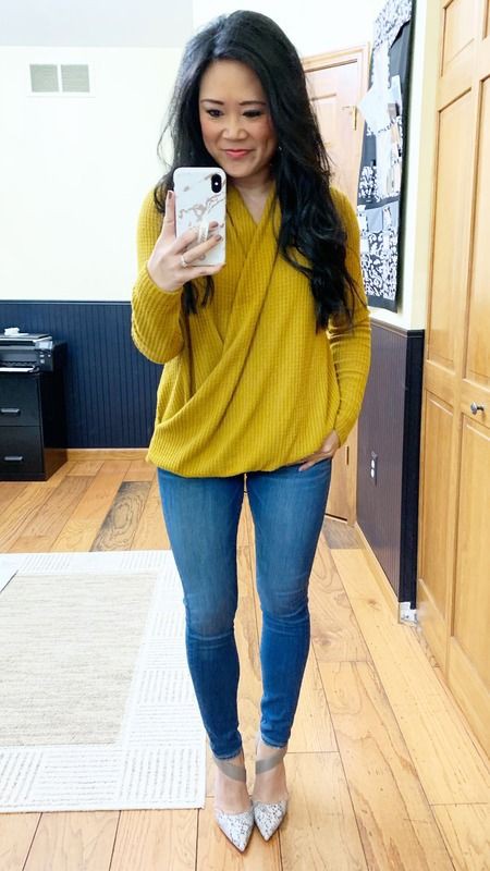 Yellow Top With Skinny Jeans: Yellow Outfits Girls,  yellow top  