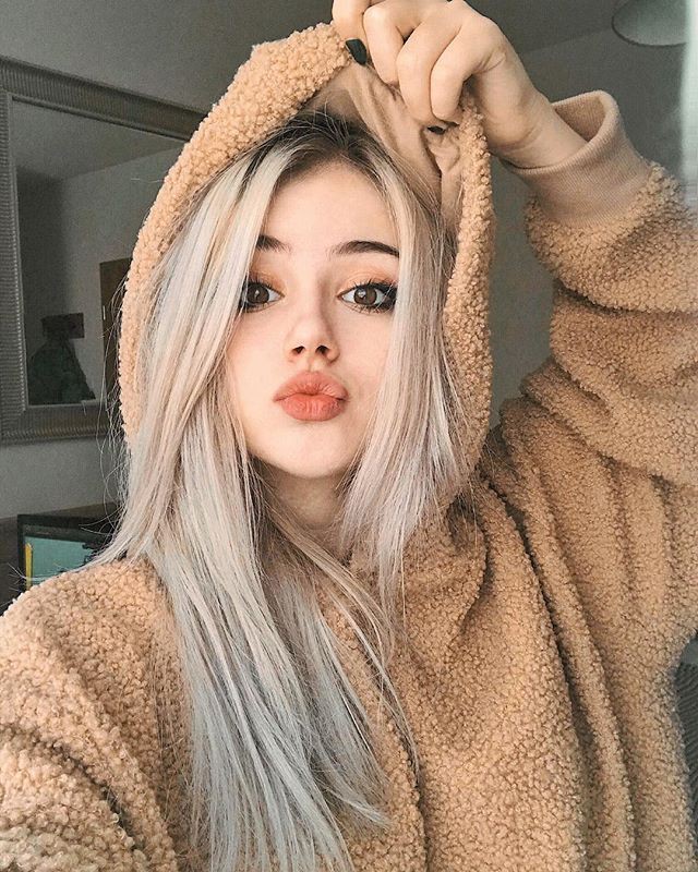 Best Cute girls Instagram images