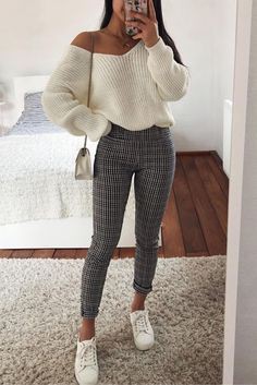 Winter fashion, Winter clothing, Casual wear: Casual Winter Outfit,  winter outfits,  Polo neck  