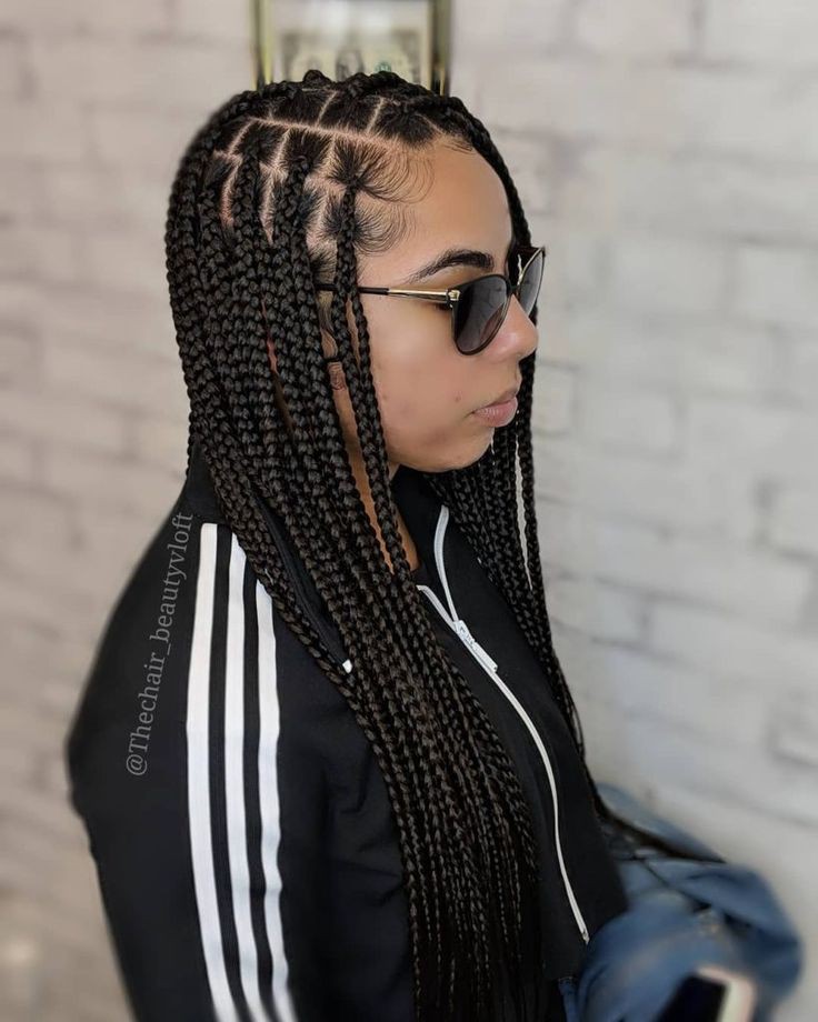 Medium knotless braids: Lace wig,  Long hair,  Box braids,  Braided Hairstyles,  Beautiful Braids  