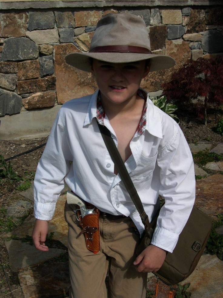 Stylish Helpers Day Outfits For Boys: Halloween costume,  party outfits,  Helpers Day Outfits,  Indiana Jones,  Marion Ravenwood  