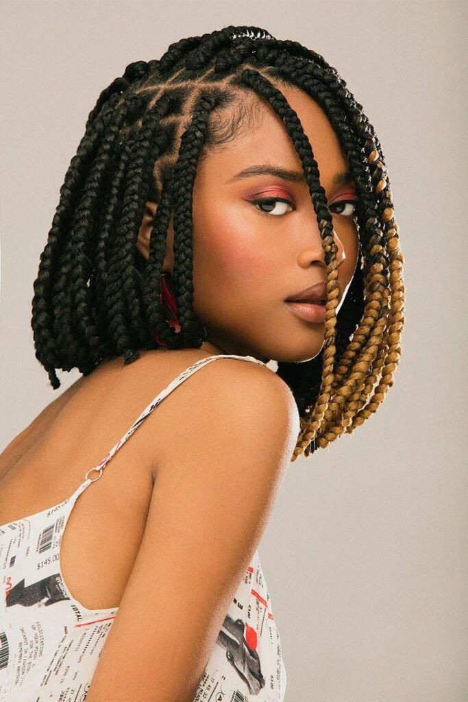 Trendy and elegant short box braids for girls: Bob cut,  Box braids,  Short hair,  Regular haircut,  Beautiful Braids  