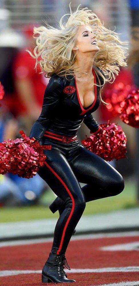 Hottest Cheerleaders In The NFL: Hot Cheer Girls  