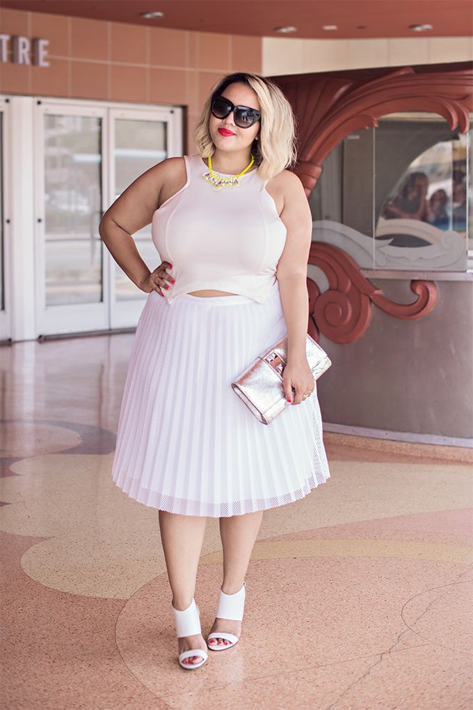 The Most Stylish Curvy Outfit: Cocktail Dresses,  Plus size outfit,  fashion blogger  