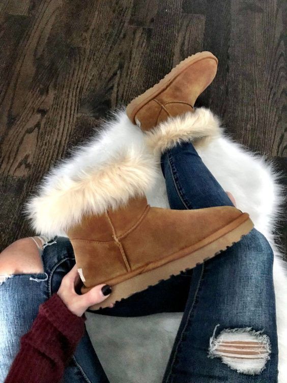 Designers style ugg milla, Ugg boots: Fur clothing,  Ugg boots,  Adidas Fur Boots,  UGG Bailey  