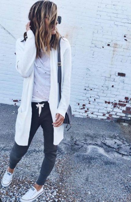 Jogger Outfit Ideas For Girls, Casual wear, Fashion accessory: Crop top,  Trench coat,  Fashion accessory,  Casual Outfits,  Jogger Outfits  