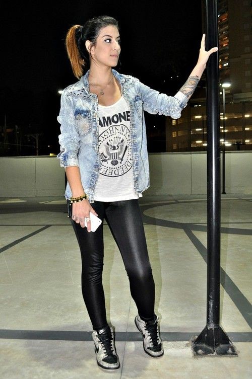 Camisas para usar con jeans: Crop top,  Legging Outfits  