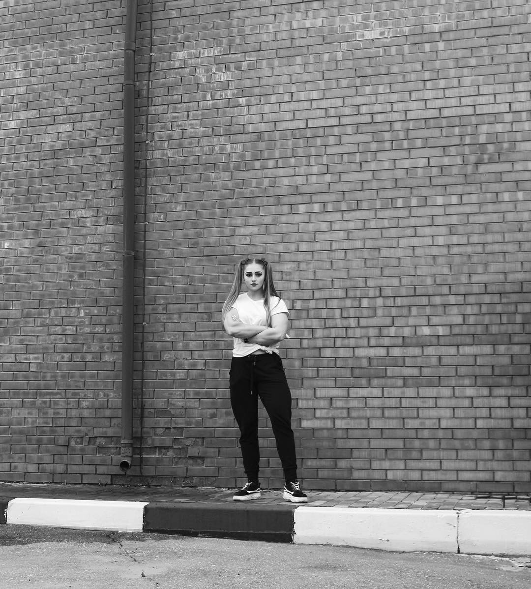 Julia Vins Bodybuilder, Fashion model weight, Una Lin: Weight gain  