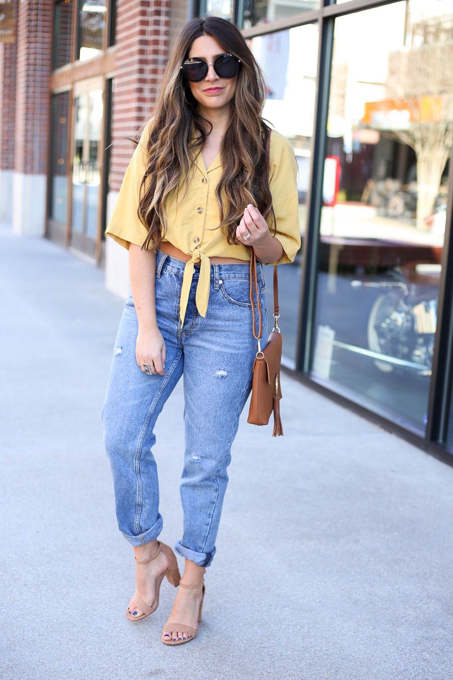 Brunch Outfit Ideas, Casual wear, Mom jeans: Plus size outfit,  Mom jeans,  Casual Outfits,  Brunch Outfit  