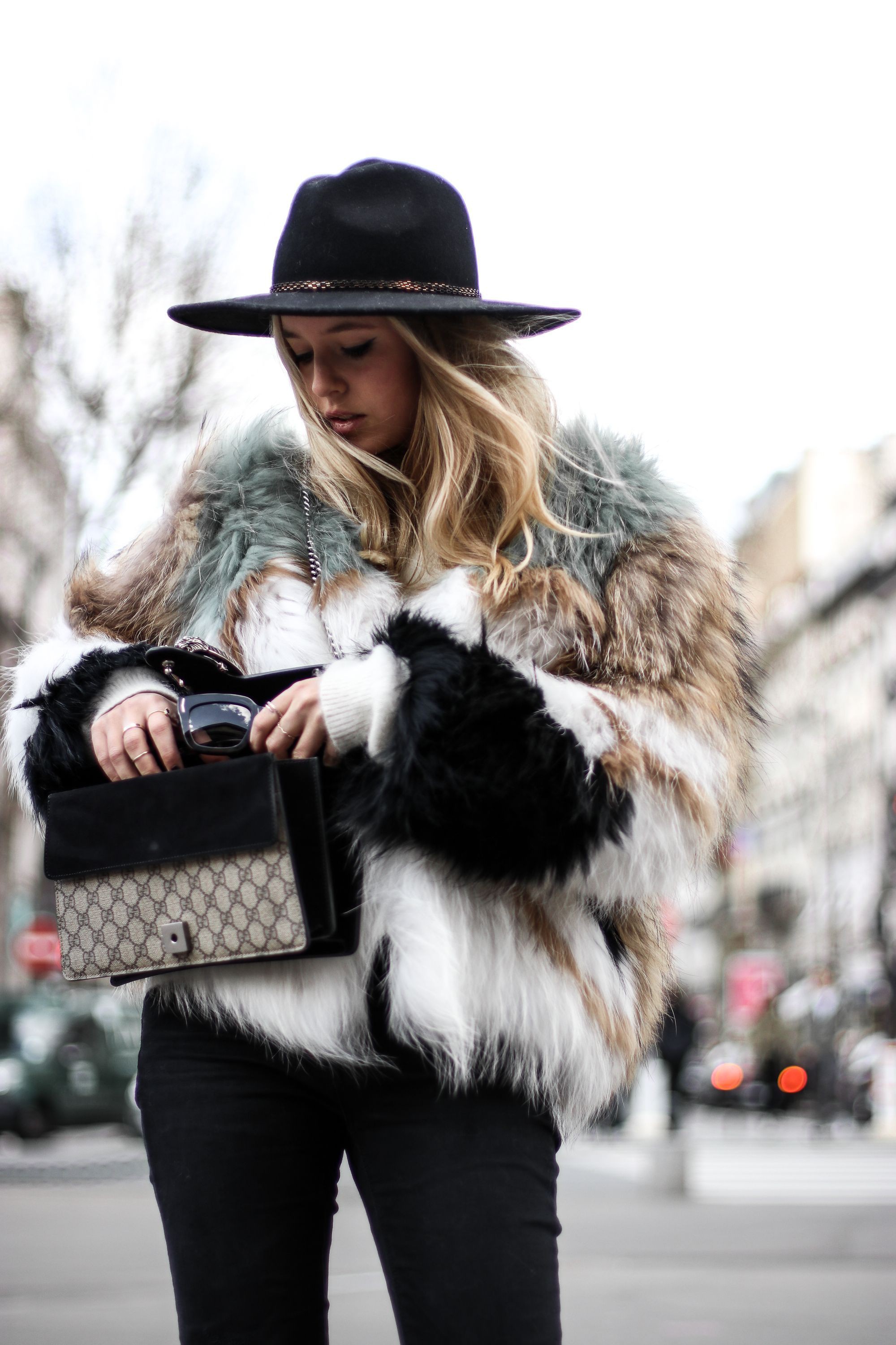 Find these fur clothing, Manteau de fourrure: Fur clothing,  Fake fur,  Maxi dress,  Fur Coat Outfit,  Gucci Dionysus  